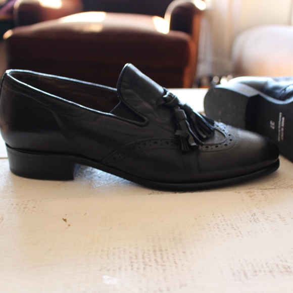 Black leather loafers with tassel - Picture 7 of 7